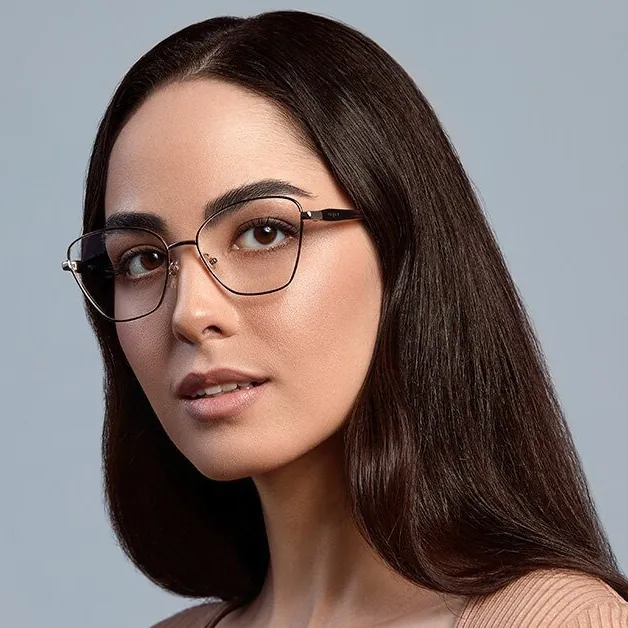 Perfecting the Glass Look with Permanent Makeup